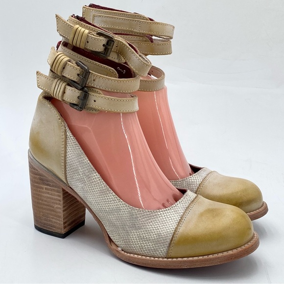 FREEBIRD Bonnie Shoes Size 10 Distressed Yellow Snake Print Leather (F14) - Picture 2 of 15